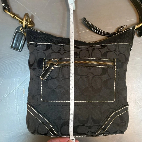 Coach Vintage canvas & leather shoulder bag - Picture 11 of 11